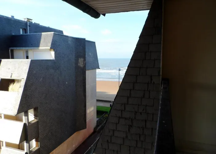 - 2p Proche Avec Balcon Et Parking - Fr-1-487-292 *