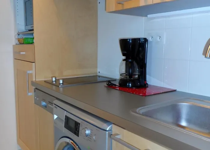 - 2p Proche Avec Balcon Et Parking - Fr-1-487-292 아파트