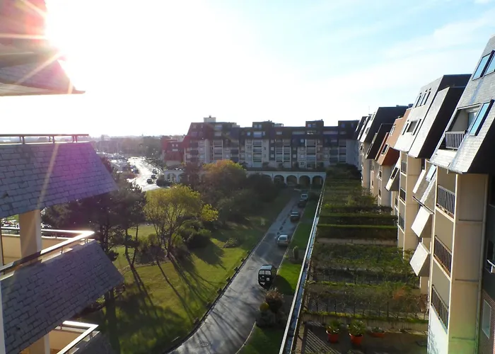 Apartmán - 2p Proche Avec Balcon Et Parking - Fr-1-487-292 Cabourg